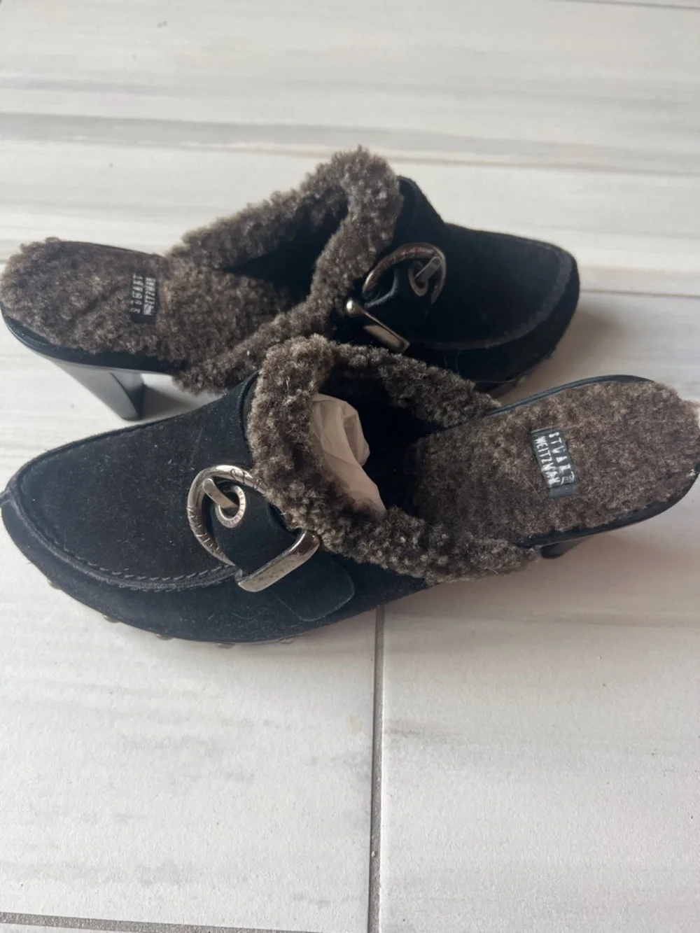 Stuart Weitzman Black Suede Shearling-Trim Slip-On Mules - Picture 6 of 8